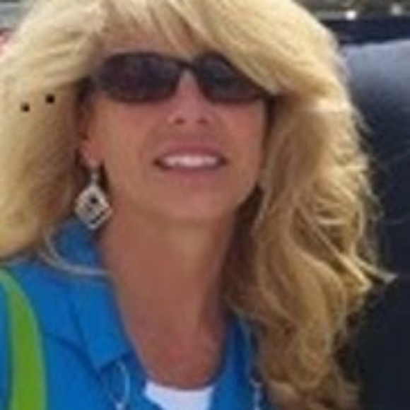 Meet your Posher, Adriene - Picture 1 of 1